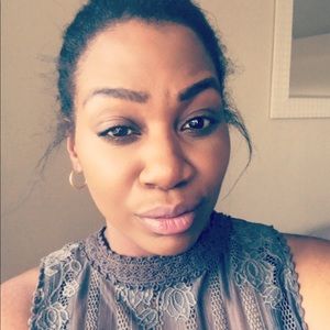 Meet your Posher, Danae